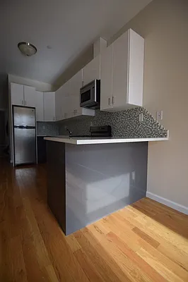 Rented by Bohemia Realty Group | media 7