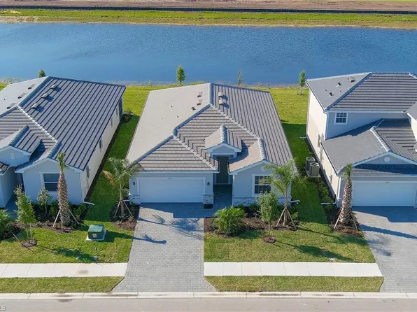 2274 Avocado LN, NAPLES, FL 34120