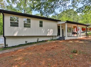 1796 W Elmwood Dr, Acworth, GA 30102
