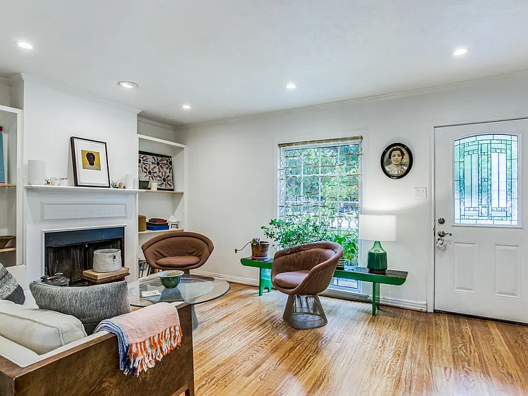 8619 Angora St — Photo 4