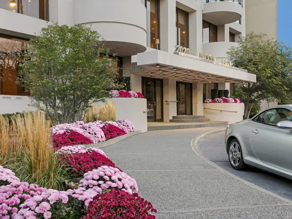 2020 N Lincoln Park W APT 33F, Chicago, IL 60614