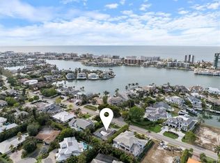 3600 Crayton Rd, Naples, FL 34103