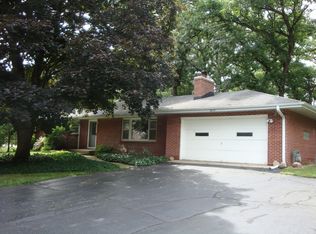 8854 Olson Rd, Belvidere, IL 61008