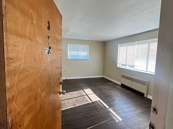 2nd image of 2296 Westwood Northern Blvd APT 3