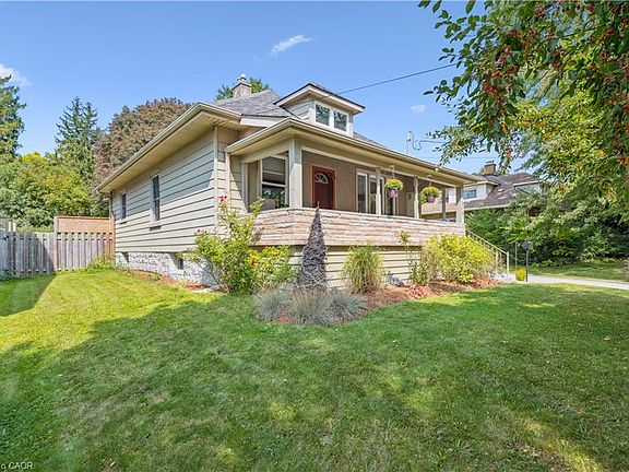 4th image of 310 Kitchener Rd