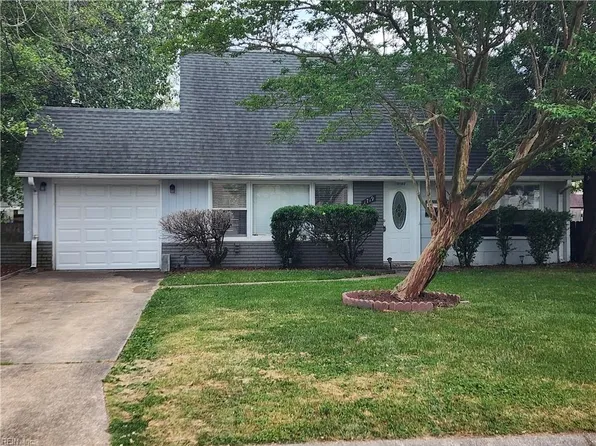 1719 Citadel Rd, Norfolk, VA 23518