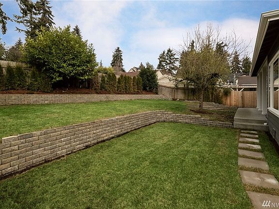 3rd image of 1419 112th Ave NE