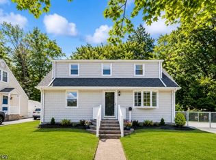 18 Farmingdale Ave, Bloomfield, NJ 07003