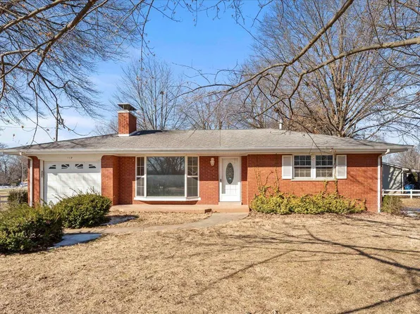 117 Liberty Dr, Belleville, IL 62226