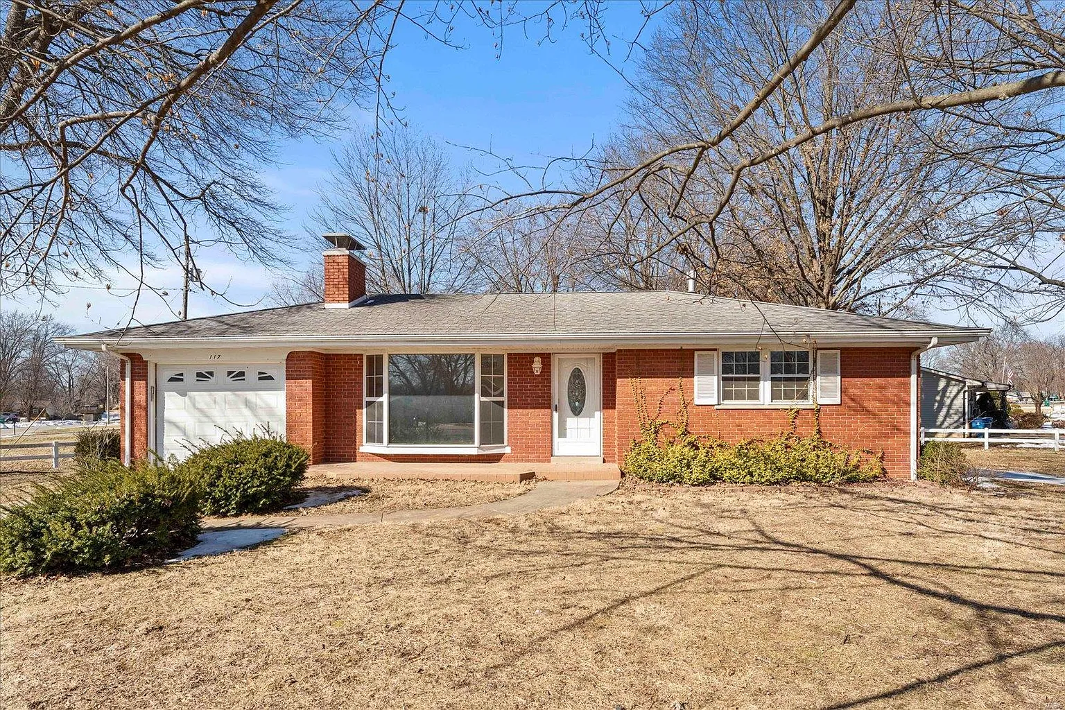 117 Liberty Dr photo 1