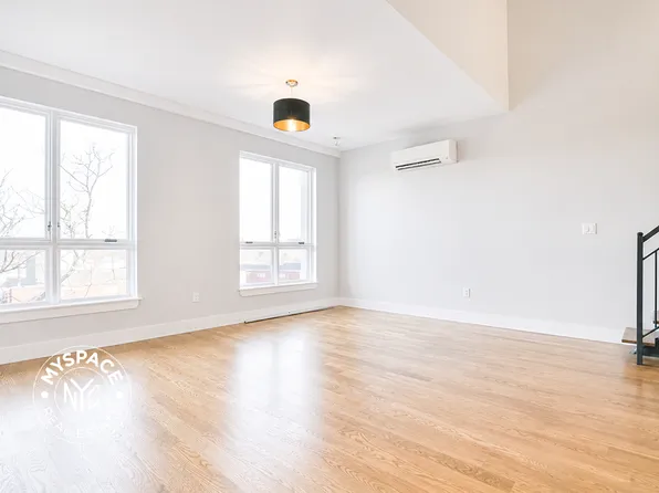 680 East 21st Street image 1 of 8