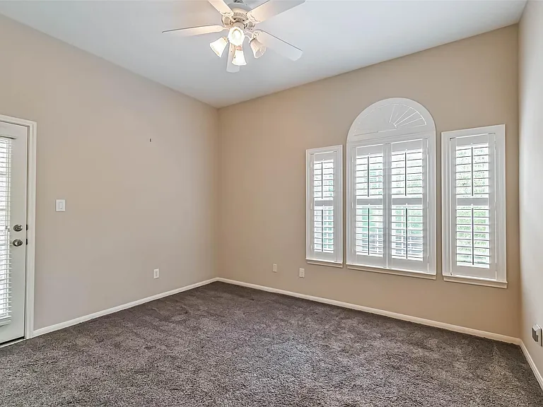 5453 Fairdale Ln — Photo 21