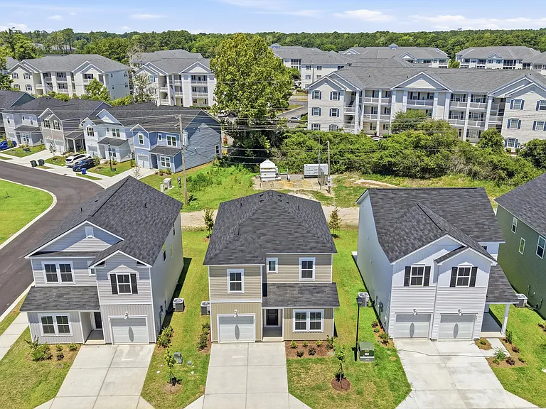 605 Southwind Way — Photo 46