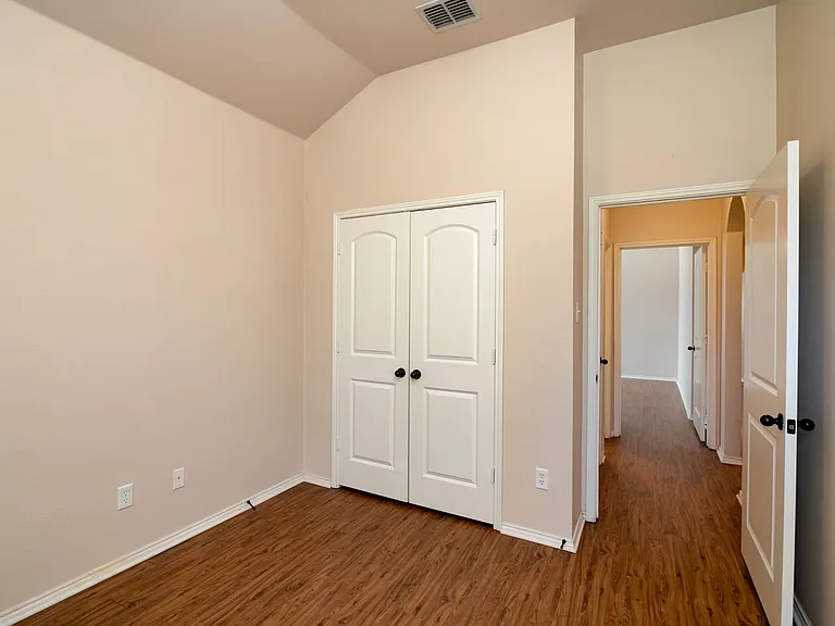 366 Schirra Ct — Photo 18