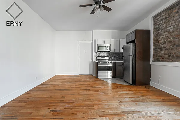 Rented by ERNY LLC | media 2