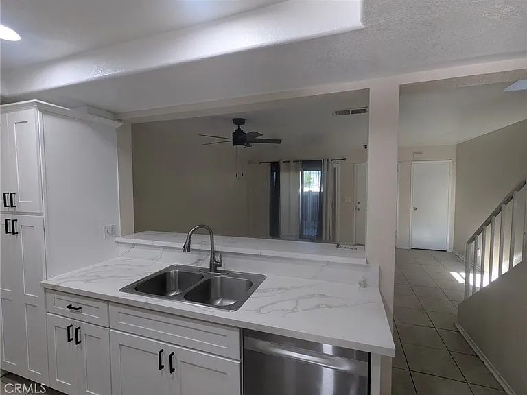 1460 Kendall Dr #26 — Photo 4