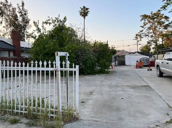 447 W G St, Colton, CA 92324