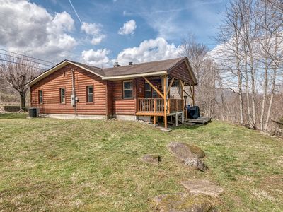 229 Burbank Rd, Roan Mountain, TN, 37687