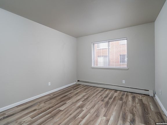 3rd image of 409 S Webster Ave #433-212