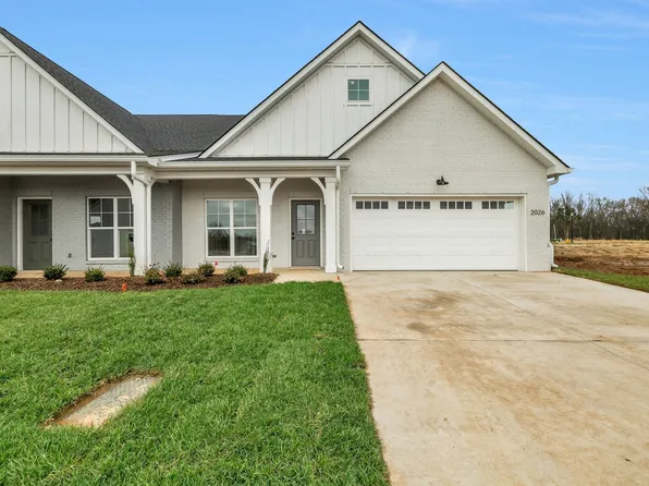 1960 Grace Johns Cir, Murfreesboro, TN 37128
