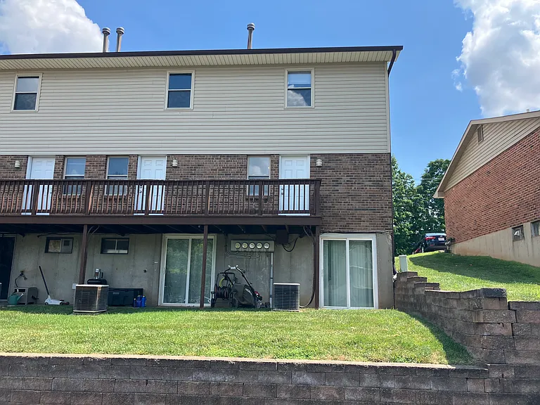 3025 Droste Rd — Photo 3