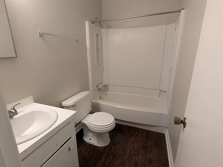184 Dorchester Manor Blvd #A — Photo 11