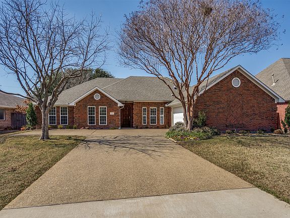 2nd image of 6604 Villa Rd