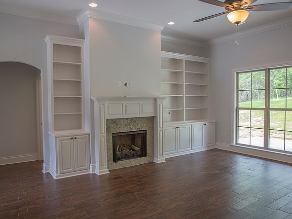 4th image of 103 Bayside Dr