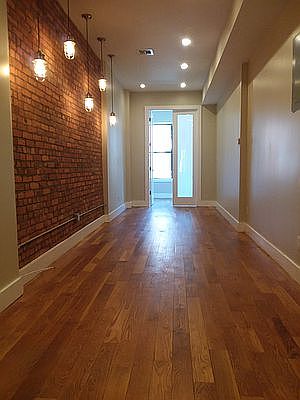 3rd image of 261 Stanhope St #2F