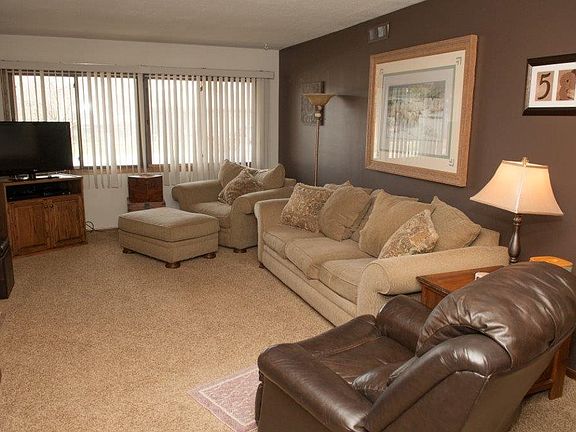 3rd image of 725 Paradise Ave