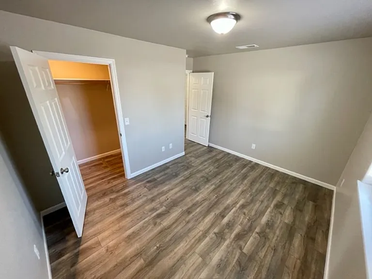 4944 Homedale Rd #A — Photo 16