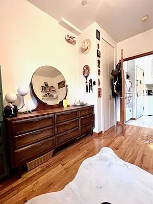 Rented by Apple Exclusive Realty Inc | media 8