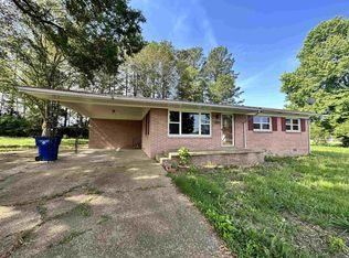 315 Northwood Dr, Savannah, TN 38372