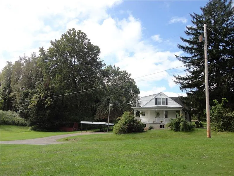 367 Brownsville Rd photo 1