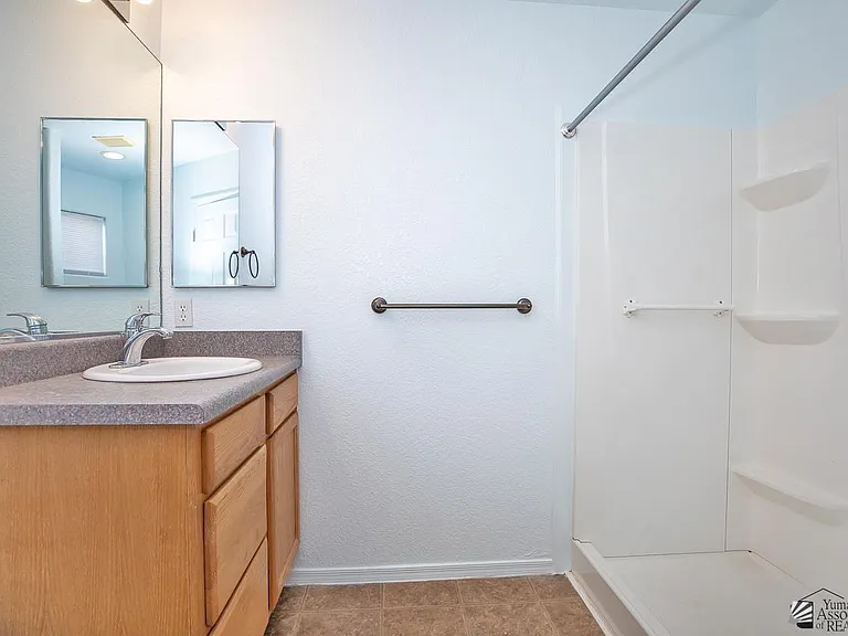 10490 S Typhoon Ave — Photo 16