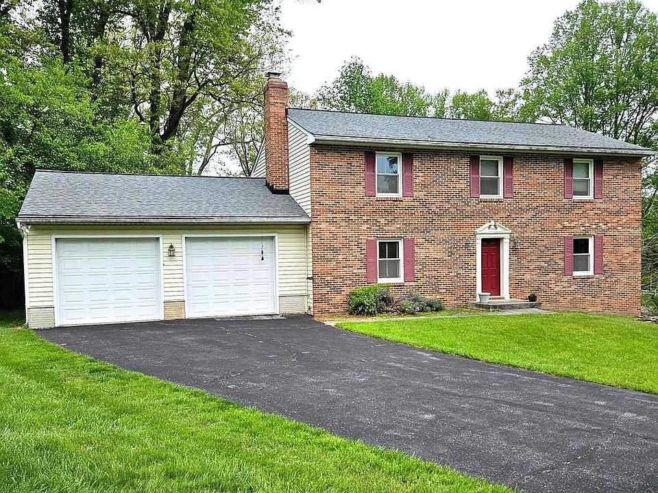 1st image of 9676 Oak Hill Dr