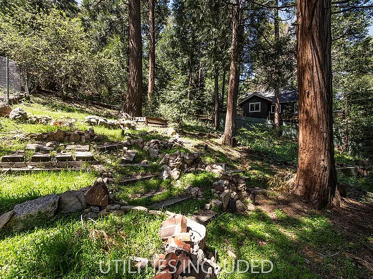 23853 Wildwood Ln #A — Photo 11