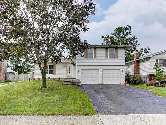 2nd image of 2303 Park Ridge Dr