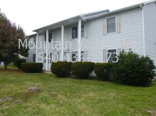 111 Pennie Ln APT A, Bridgewater, VA 22812