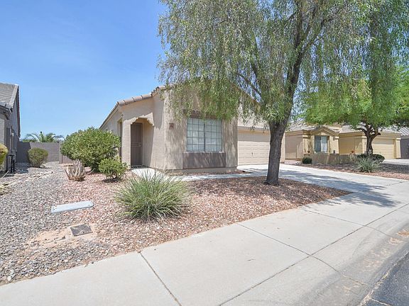 3rd image of 316 W Phantom Dr