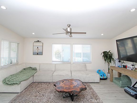 3rd image of 1461 W Mission Blvd Spc 106