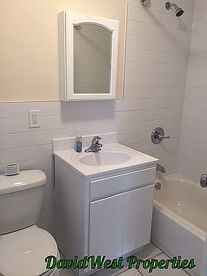 5th image of 485 6th Ave APT 1R