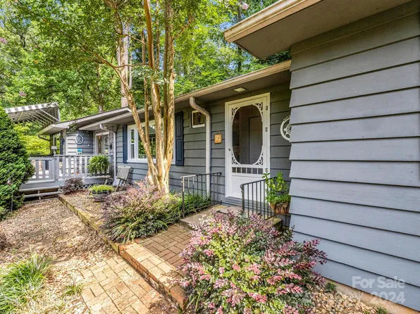 141 Little House Rd, Tryon, NC 28782