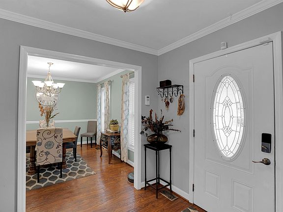4th image of 14 China Rose Ct