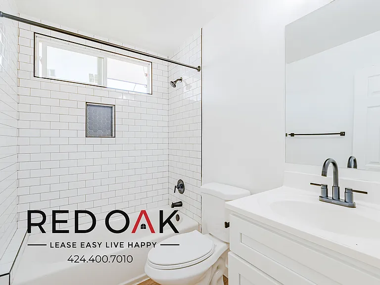 1540 W 145th St #14 — Photo 16