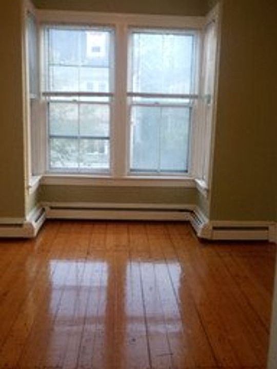 2nd image of 1598 Westminster St #3