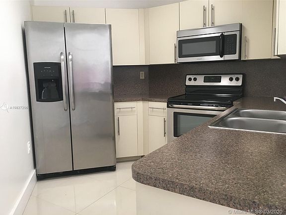 2nd image of 9711 Fontainebleau Blvd #D201