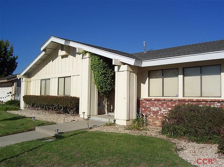 1st image of 1920 Olive Dr