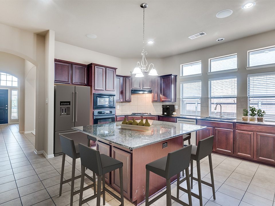 1st image of 12556 Saratoga Springs Cir