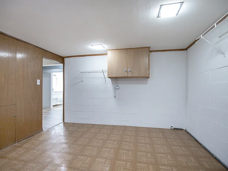 4365 Adrian Rd — Photo 25
